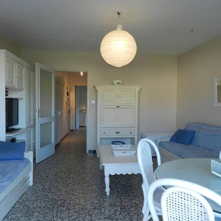 Avec Piscine Et Terrasse, Proche - 4 Couchages, Parking, Animaux Acceptes - Fr-1-251-808 Appartement
