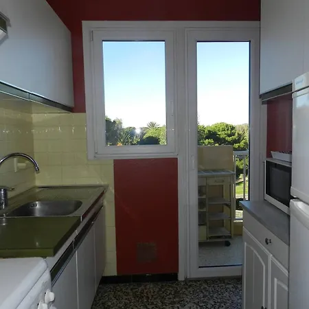 Apartament Avec Piscine Et Terrasse, Proche - 4 Couchages, Parking, Animaux Acceptes - Fr-1-251-808 Le Lavandou
